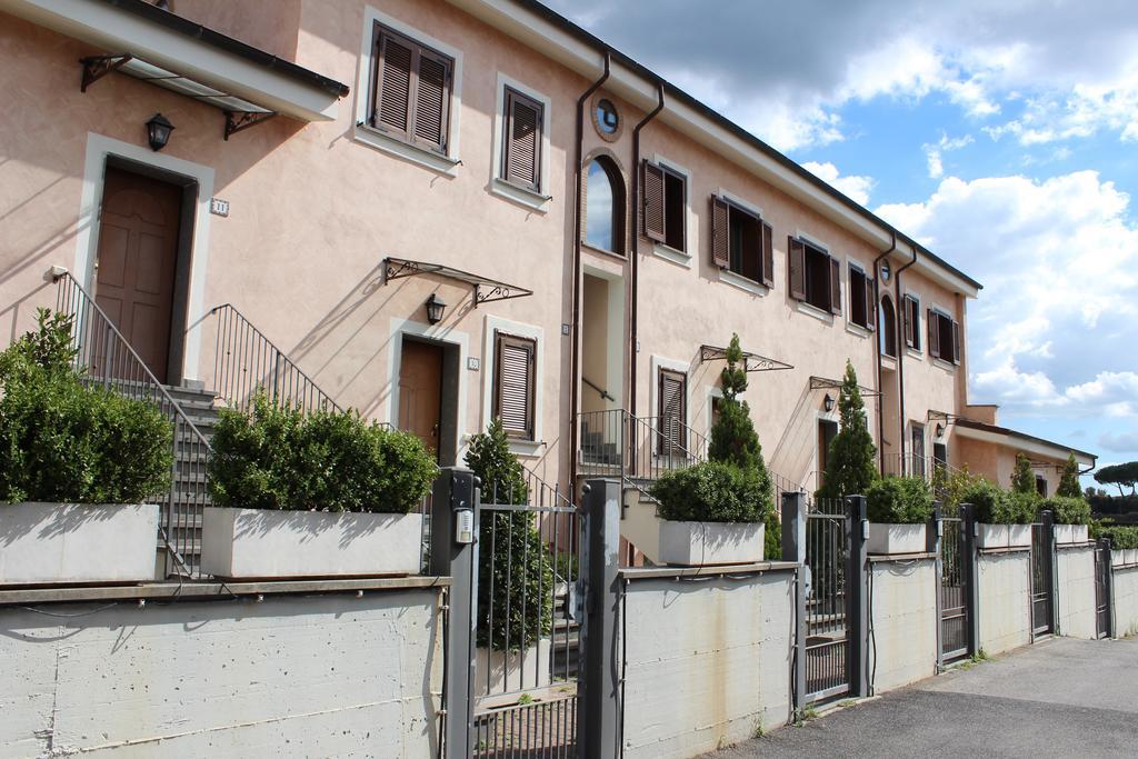 Il Casaletto Dei Ludi Aparthotel Aranova Exterior photo