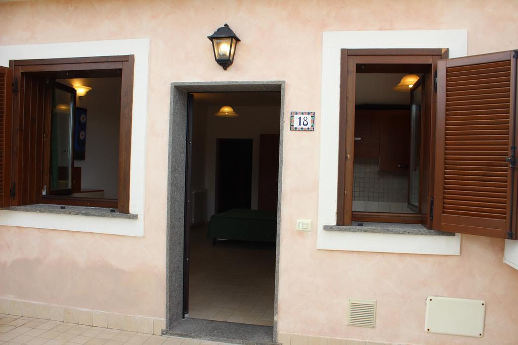 Il Casaletto Dei Ludi Aparthotel Aranova Exterior photo
