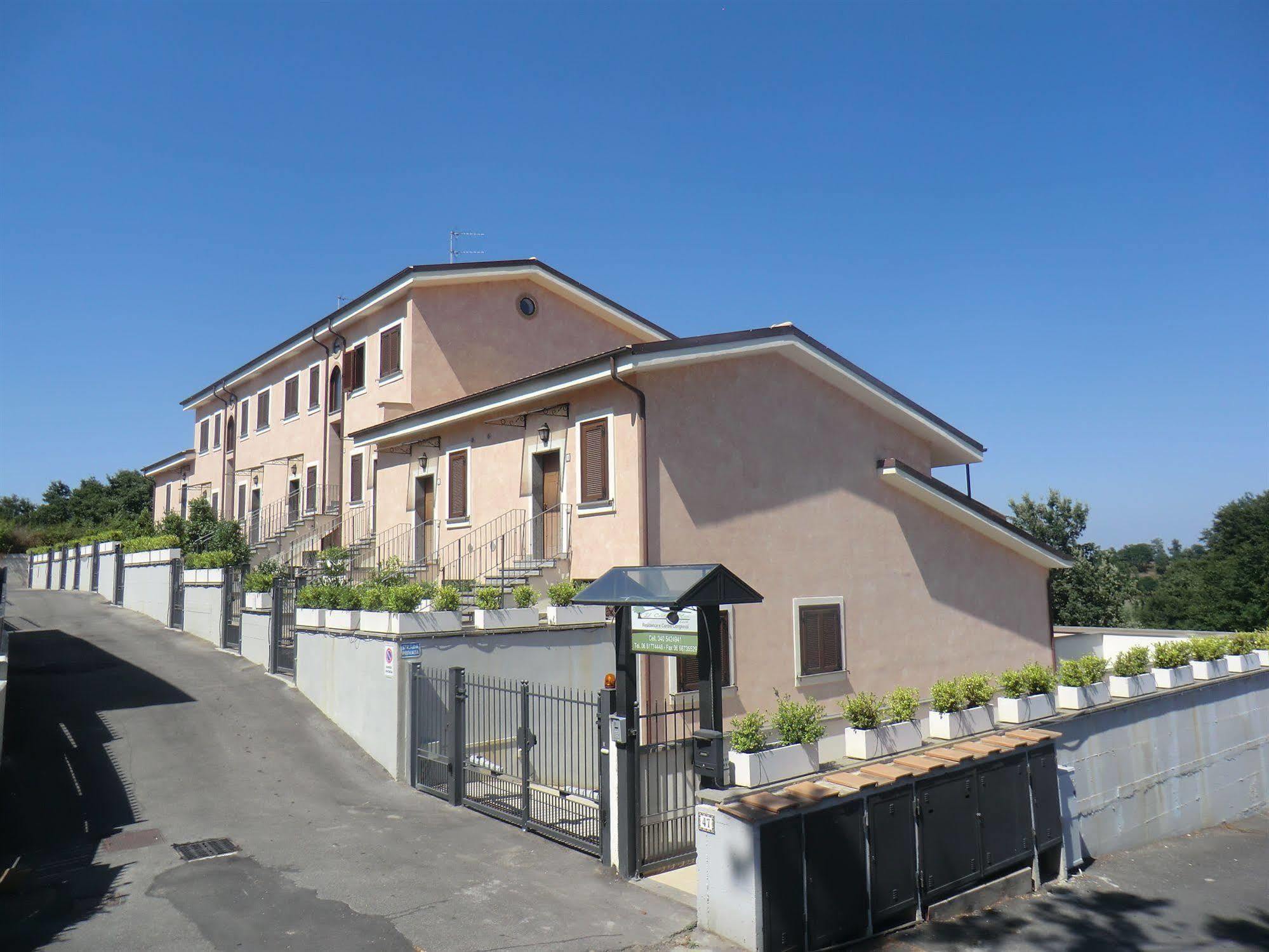 Il Casaletto Dei Ludi Aparthotel Aranova Exterior photo