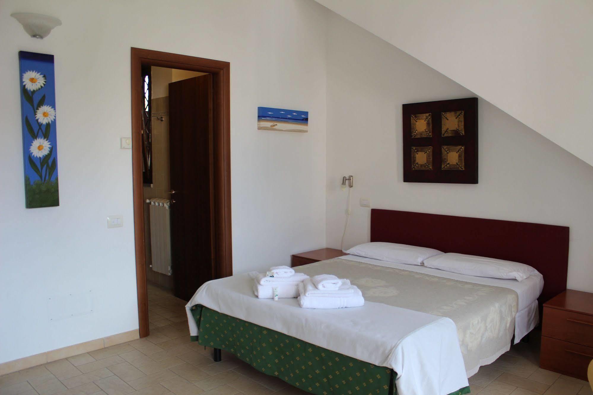 Il Casaletto Dei Ludi Aparthotel Aranova Exterior photo